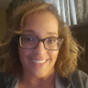 Meet your Posher, Cynthia